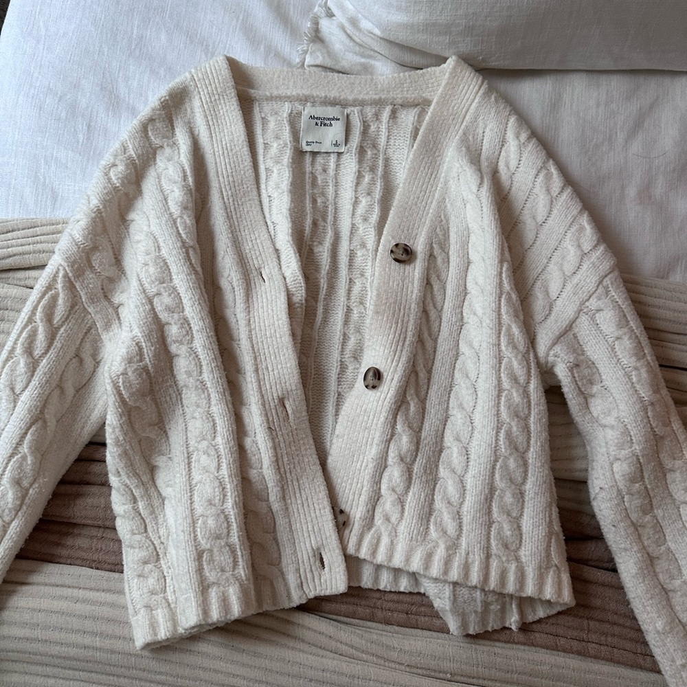 Abercrombie & Fitch Cream Cable Knit Cardigan